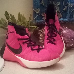 Nike Hyperdunk 2015 "Think Pink Men's Sneakers"